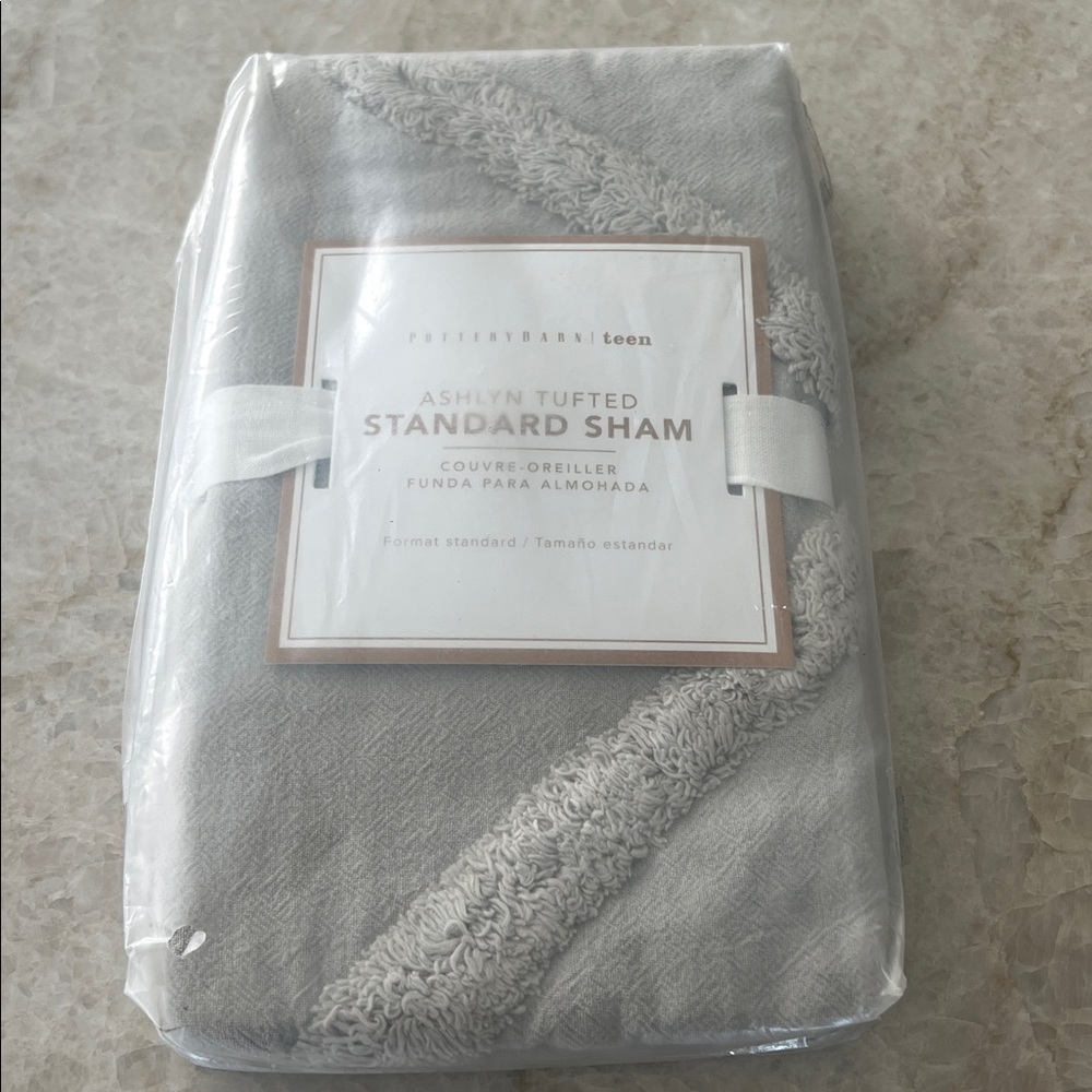 Pottery Barn Teen Ashlyn Tufted Standard Sham Light Gray NEW